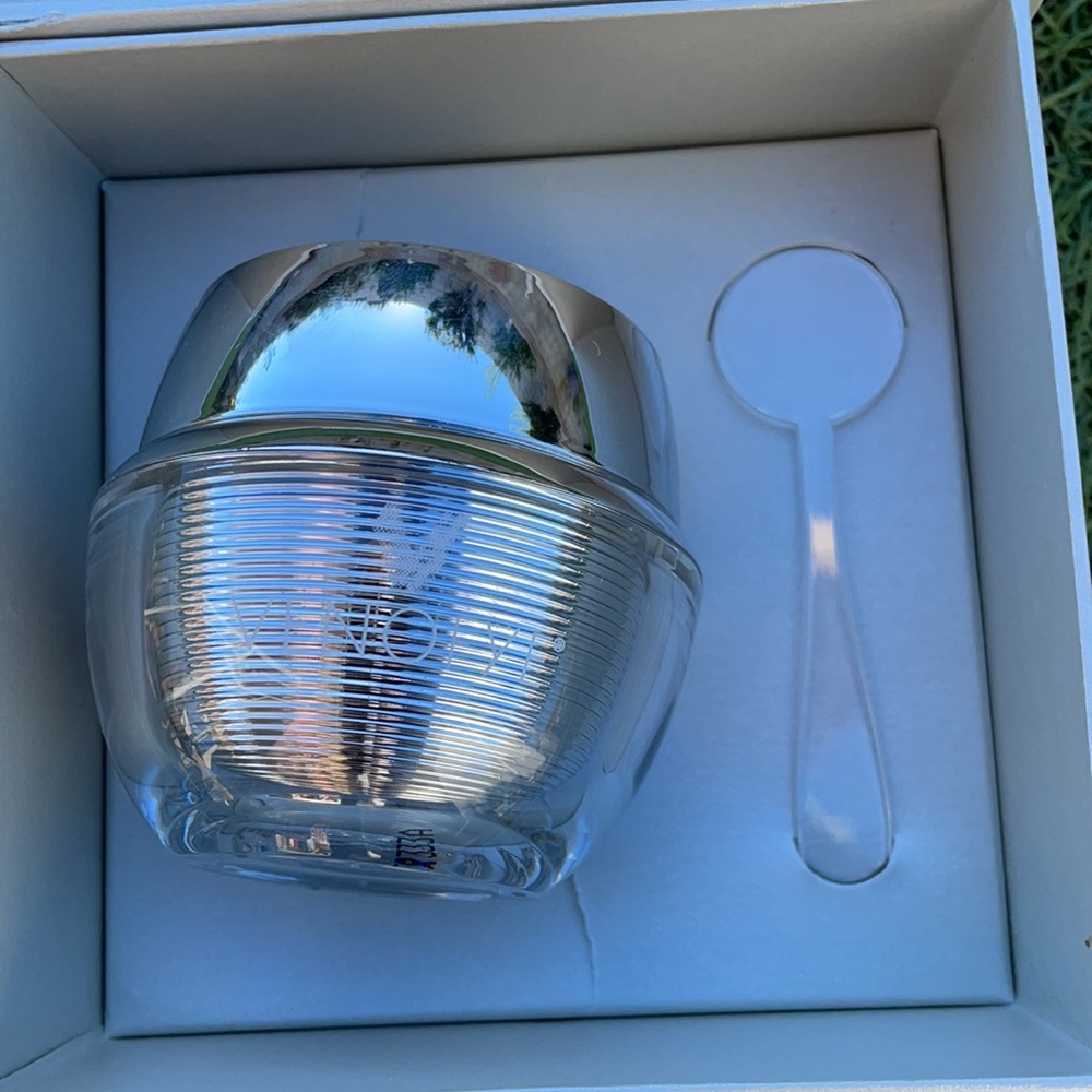 🎉WEEKEND SALE🎉 
Venofye Orchard Bee Elevating & Balancing Mask - Picture 2 of 3
